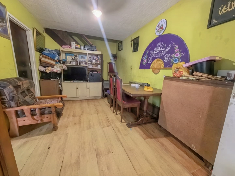 3 Bedroom Property for Sale in Lentegeur Western Cape